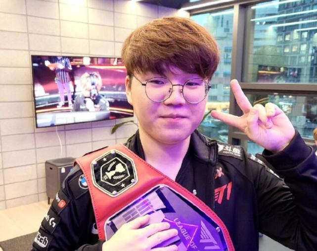 足球边线礼 足球边线礼