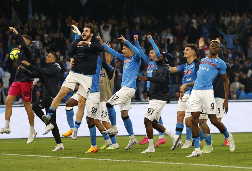 于五后卫线 于五后卫线