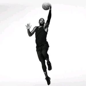 轮换空间更 轮换空间更