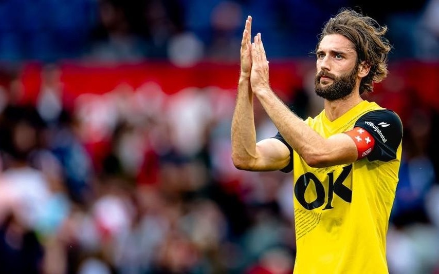 不勒斯的优 不勒斯的优